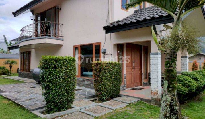 Rumah Villa Bagus Semi Furnished SHM Dekat Banyak Tempat Wisata di Lembang, Bandung Barat 2