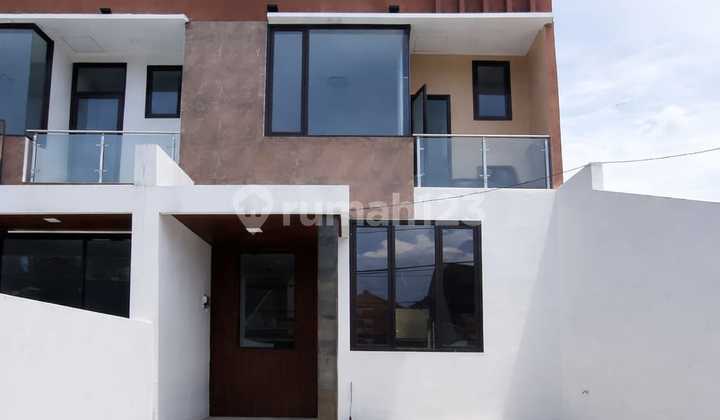 Rumah Baru di Kopo Permai Bandung Dekat Tol Kopo