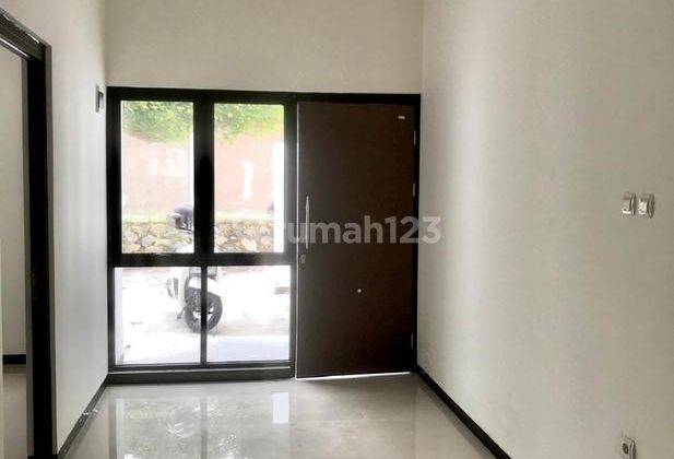 Rumah 2 Lantai Baru Unfurnished SHM di Jalan Ciwaruga, Bandung 2