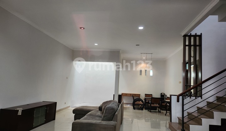 Disewa Rumah Muara Karang 2