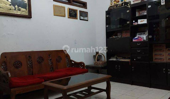 Dijual Rumah Hook di Pusat Kota 2