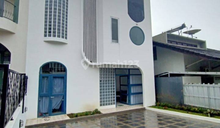 Dijual Rumah Baru Siap Huni View Keren di Area Dago 1