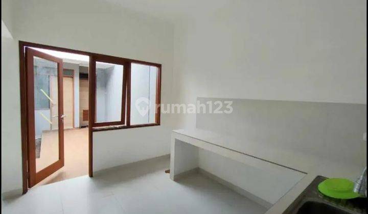 Dijual Cepat Rumah Baru Modern Siap Huni di Komplek 2