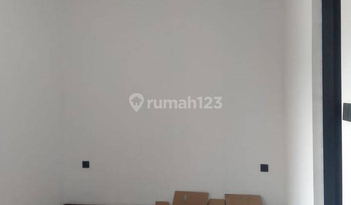 Dijual Rumah Baru di Tengah Kota 2