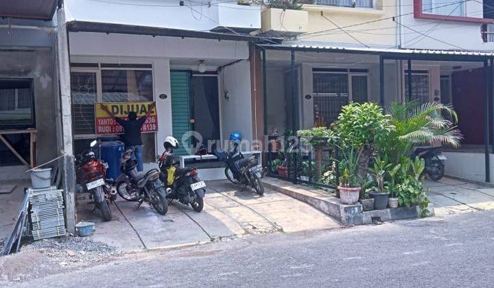 Turun Harga Dijual Rumah siap huni di Komp Elite Istana Sudirman  1