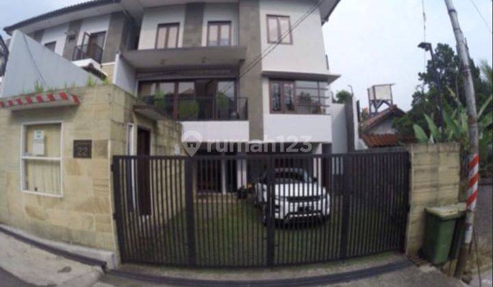 Dijual Rumah Tinggal Plus Kost kostan di Cisitu Dago 1