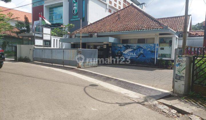 Dijual Rumah Terawat Siap Huni Cocok Untuk Usaha di Sayap Riau Bandung 1