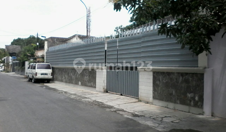 Vintage Joglo Special House In The Center Of Solo City 2