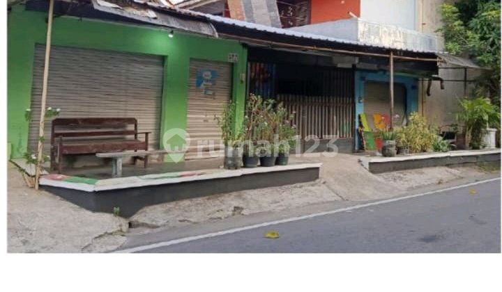 Rumah Menawan Ex Kosan Bonus Toko di Kadipiro Solo