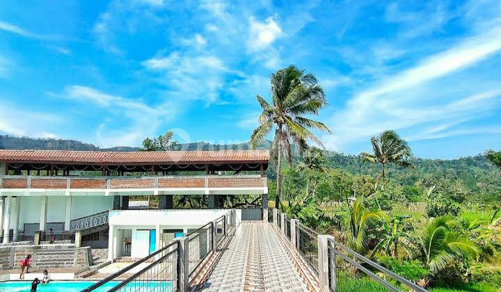 Cottage Plus Swimming Pool And Restaurant With Bonus Cool Air In Bandungan 2