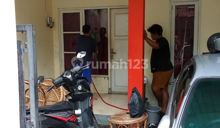 Minimalist Cool House with Free AC in Gentan Baki Sukoharjo Housing