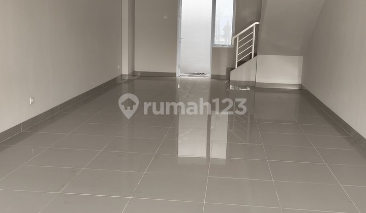 For Rent Calico Paramount Petal Tangerang Shop House