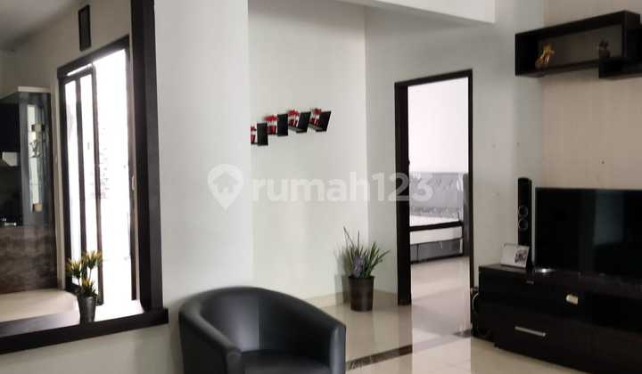Ready-to-Occupy House in Purimas Residence Near Mega Mall 2