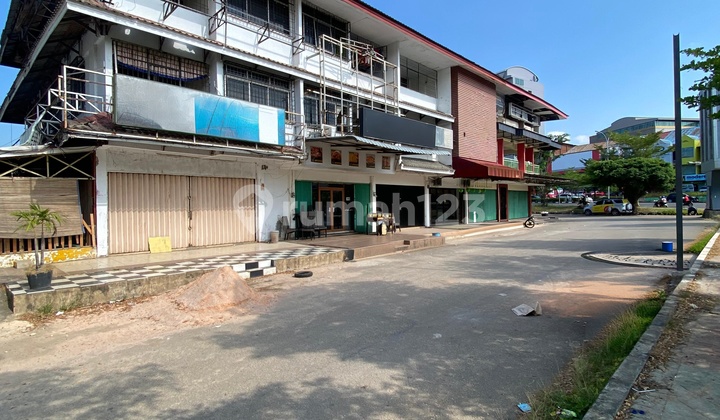 Shop House for Rent in Nagoya Garden, Fronting Main Road 2
