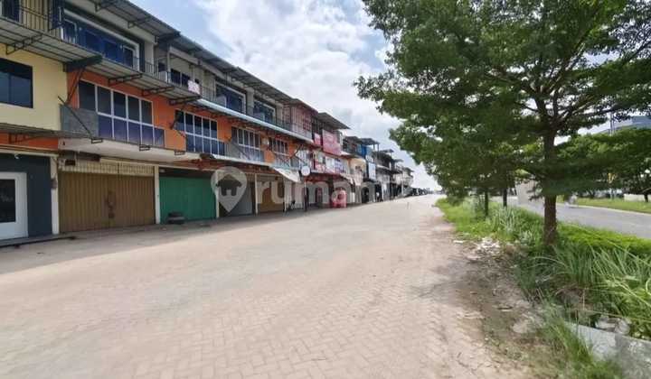 3 Unit Ruko Gandeng di Tropicana dengan Usaha Kos Kosan Executive 3 Unit Ruko Gandeng di Tropicana dengan Usaha Kos Kosan Executive