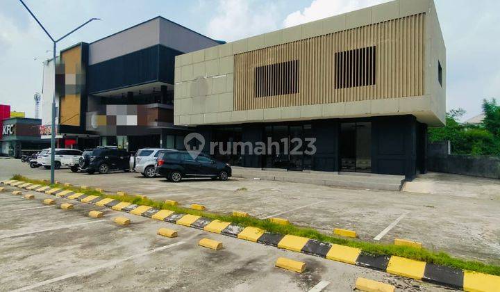 Disewakan Gedung Posisi Hook Area Tiban  1