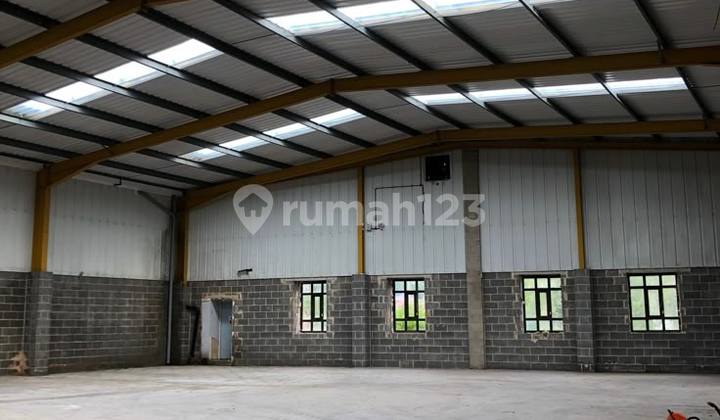 Warehouse for Rent in Batu Ampar Near the Port