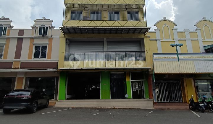 2 Unit Ruko Gandeng di Puri Legenda Dekat dengan Tunas