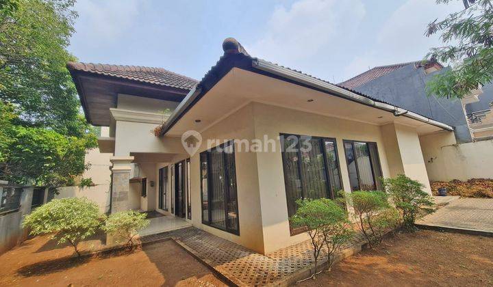 Rumah Posisi Hook di Gedung Hijau Pondok Indah Jakarta Selatan 1