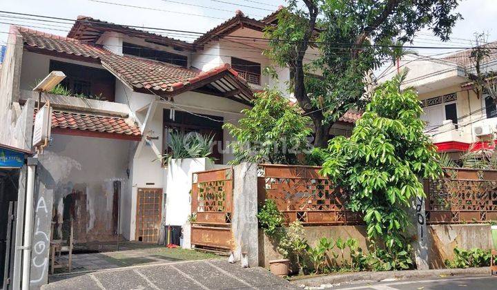 Rumah 2,5 lantai di Meruya Selatan Jakarta Barat 1