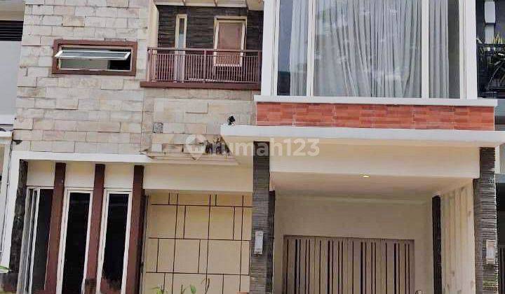 Rumah Lokasi Strategis di Kebayoran Village Bintaro Jaya 1