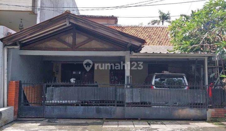 Rumah Lokasi Bagus di Pejompongan Jakarta Pusat 1