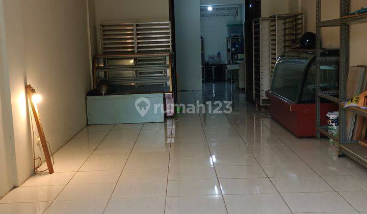 Ruko 3 Lt Semi Furnished Baru Renovasi Di Pusat Bisnis Kebayoran Lama, Permata Hijau Deket , Slipi , Kebon Jeruk 2