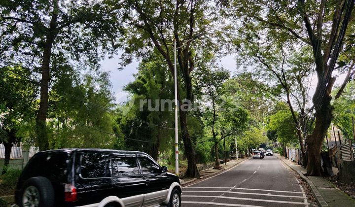 Deke MRT Lebak Bulus, Fatmawati, Pondok Indah Deke MRT Lebak Bulus, Fatmawati, Pondok Indah