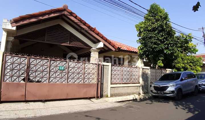 Rumah Bagus di Jakarta Selatan Deket Pancoran Kemang