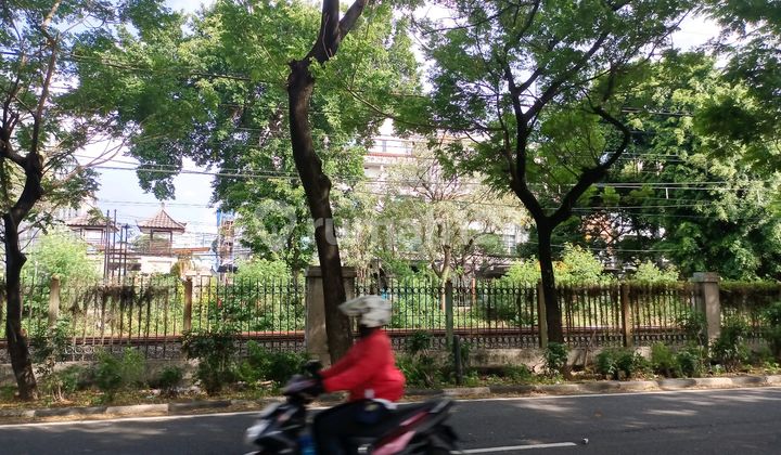 For Sale at Main Street in the Senayan Slipi Permata Hijau Area For Sale at Main Street in the Senayan Slipi Permata Hijau Area