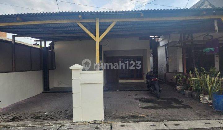 Rumah Lokasi Strategis di Jl.kapt Darmo Sugondo Gg Ii, Gresik  1