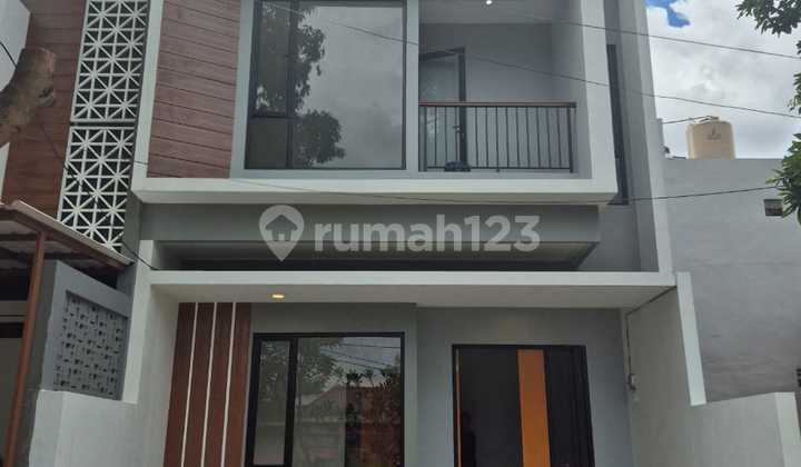 Rumah Kiwi Graha Raya Bintarorumah 2 Lantai, Nyaman Dan Strategis