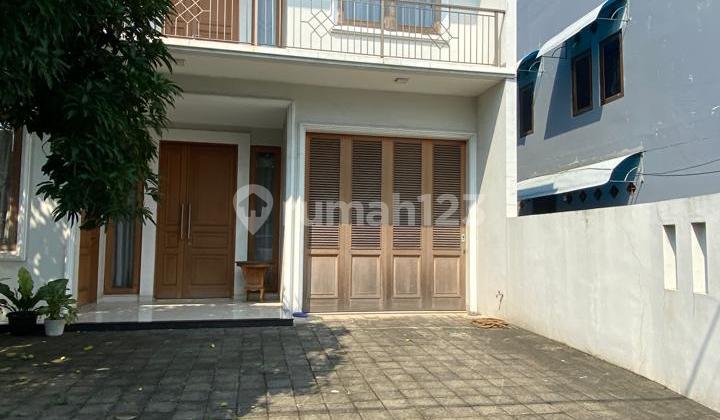 For Rent: Ready-to-Occupy House in Cinere For Rent: Ready-to-Occupy House in Cinere