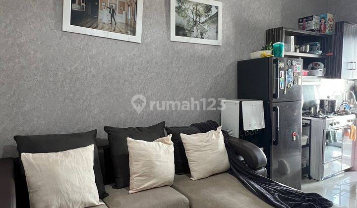 Murah Apartemen Seasons City Jakarta Barat Semi Furnished Full Wallpaper Woodpanel