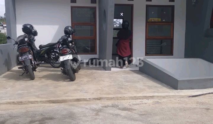 Affordable 3-Bedroom House, 350 Million IDR. Affordable 3-Bedroom House, 350 Million IDR.