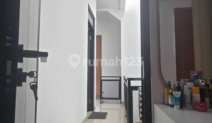 3-Bedroom House in a Complex Near Jalan Kolonel Masturi, Cimahi