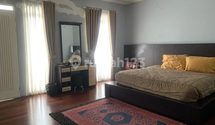 Rumah Mewah Dekat Tol Buah Batu dan Tenth Avenue Batununggal Bandung 2