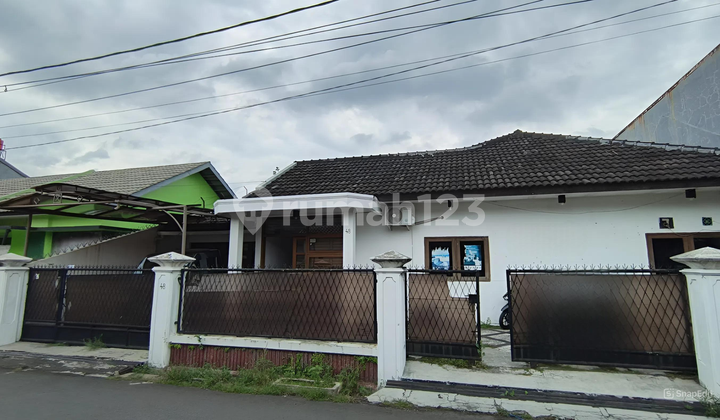 Rumah Strategis Tengah Kota Luas 299 m2 Kembar Srimahi Bandung Rumah Strategis Tengah Kota Luas 299 m2 Kembar Srimahi Bandung