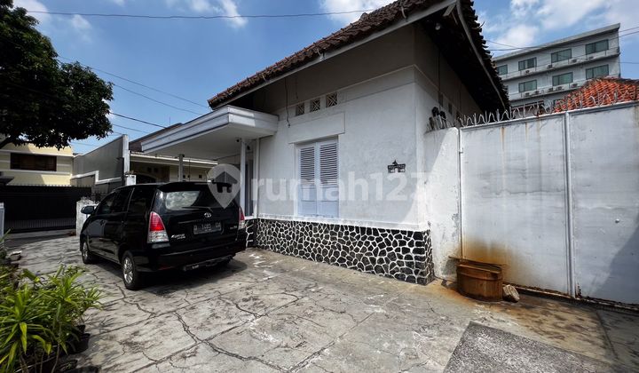 Rumah Strategis Cocok untuk Usaha Heritage Sayap Riau Bandung Rumah Strategis Cocok untuk Usaha Heritage Sayap Riau Bandung