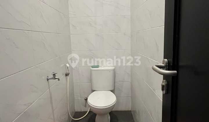 Beautiful 2-Story House Near Polban, Setra Regency Complex, Bandung 2