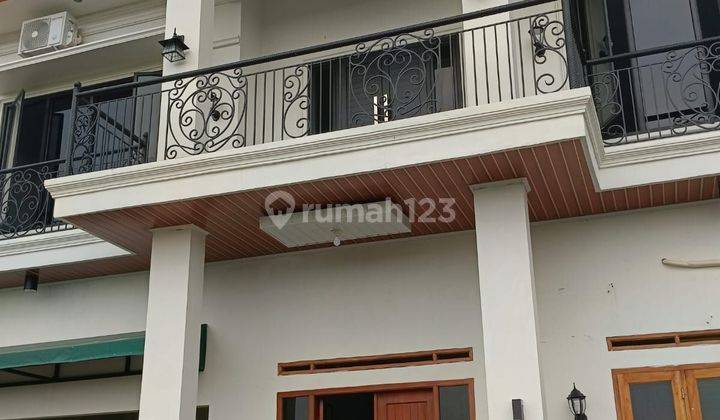 Rumah Baru Mewah 2 Lantai Deket Pusat Perkantoran 1