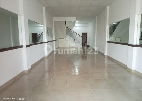 Ruko Siap Pakai Pinggir Jalan Bsd