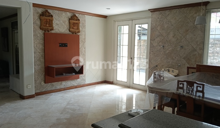 For Rent: Ready to Occupy and Neat House in Lippo Karawaci 2