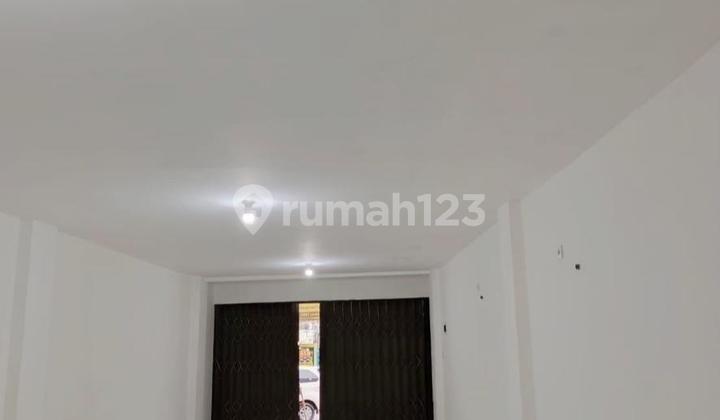 Ruko Siap Usaha Lokasi Strategis 1