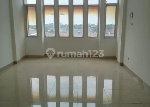 Ruko Siap Pakai Pinggir Jalan Bsd