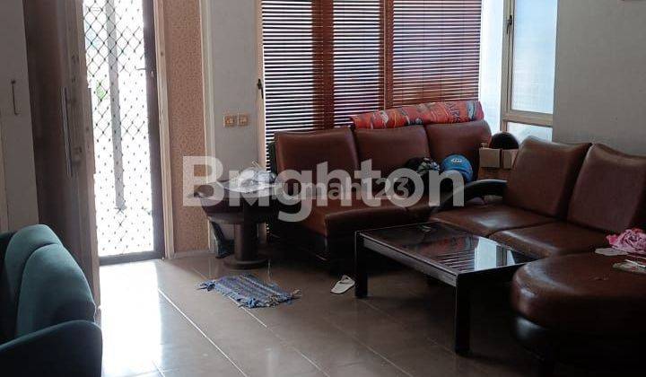 RUMAH NYAMAN LOKASI STRATEGIS DI ROYAL SERPONG VILLAGE 2