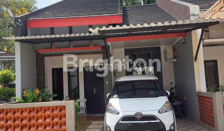 RUMAH HOOK DAN ASRI SIAP HUNI DI TOWNHOUSE SEKTOR 9 BINTARO 1