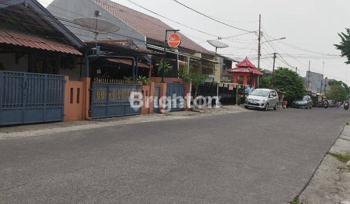 HUNIAN PINGGIR JALAN RAYA SUKMAJAYA 1