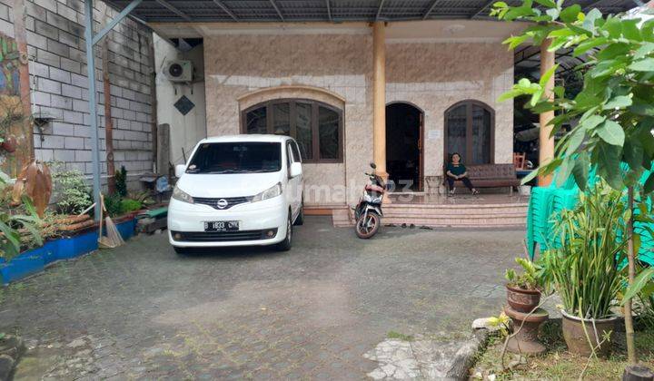 Rumah 2,5 Lantai Sejuk Di Tengah Kota Tangerang 1