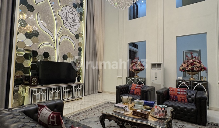 Rumah Mewah American Classic di Menteng Bintaro - Hunian Prestisius di Kawasan Elite SHM Rumah Mewah American Classic di Menteng Bintaro - Hunian Prestisius di Kawasan Elite SHM